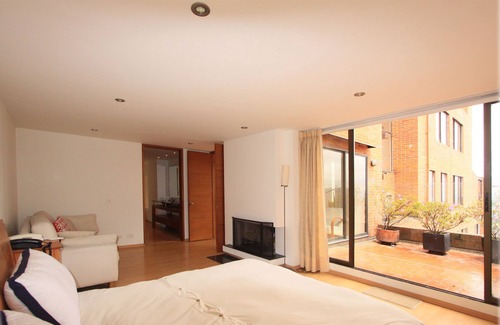 El Palomar Apartamento | IMPRESIONANTE ATICO AMUEBLADO CON INCREÍBLES VISTAS EN ROSALES-BOGOTA.