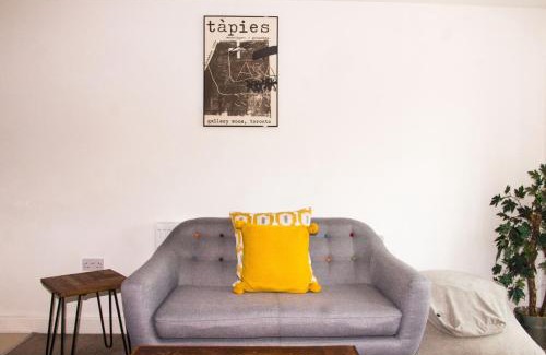 Leeds Casa | Impressive Urban Townhouse - Leeds City Centre