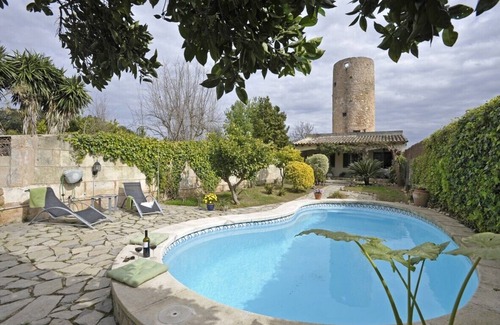 Majorca Casa | Impresionante molino mallorquín desarrollada con piscina