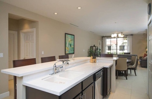 Coco Condominio | Impressively designed and decorated 3rd-floor space overlooking pool in Coco