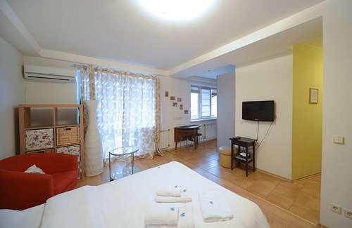 Shevchenkivs'kyi District Apartamento | 🌏💛💙🇺🇦 in Київ