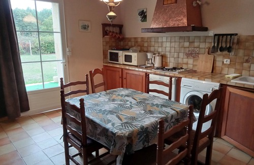 Vendays-Montalivet Casa | In a character property, 6-person gîte ideal for families.