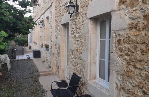 Vendays-Montalivet Casa | In a character property, 6-person gîte ideal for families.