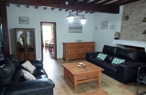 Vendays-Montalivet Casa | In a character property, 6-person gîte ideal for families.