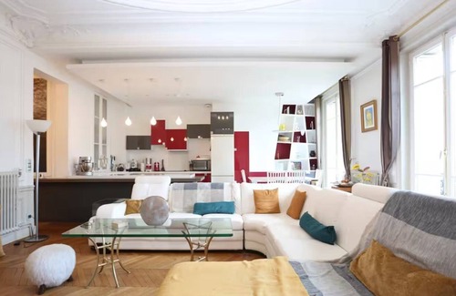 Faubourg-du-Roule Apartamento | In a fantastic location overlooking the Arc de Triomphe & Champs Élysées
