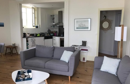 Villers-sur-Mer Apartamento | En una villa costera catalogada, apartamento 6 p.