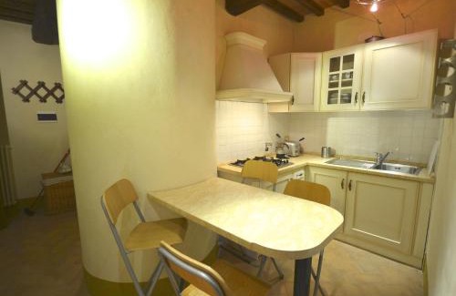Montecastelli Casa | In a wonderful medieval village on the Tuscan hills, with air conditioning
