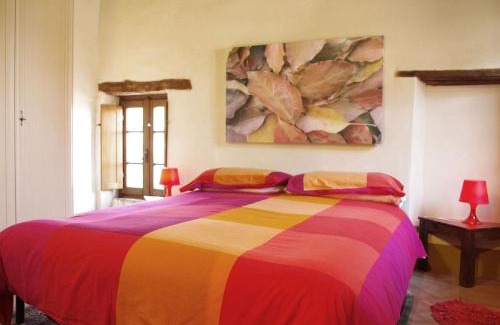 Montecastelli Casa | In a wonderful medieval village on the Tuscan hills, with air conditioning