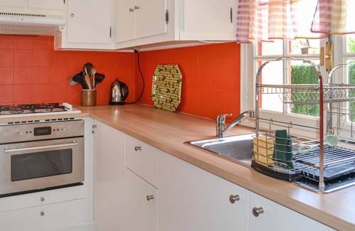 Saint-Andre-dAllas Casa | Alojamiento de 3 habitaciones en St. Andre d'Allas