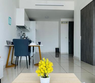 Pudu Apartamento | In"Continew" Amazing Studio With Kitchen & Living Room
