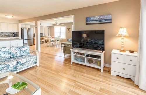 Duck Condominio | In Duck with Community Pool & Beach Access