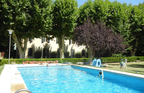 Saint-Chamas Casa | En alta gran familia ideal casa provenzal 18-20 personas