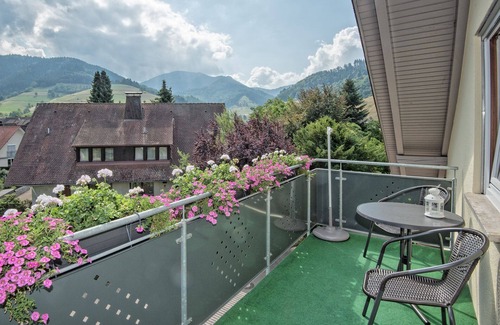Untermunstertal Apartamento | En Münsteral: Apartamento 4 * amueblado de alta calidad de 64 m² para 2 personas.