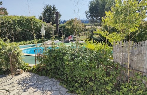 Molleges Villa | Alquiler de vacaciones cerca de St Rémy de Pce con piscina jardín en el campo