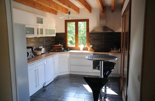 Lissac-et-Mouret Casa | En Quercy, Lot, piscina climatizada, servicios de alta gama.
