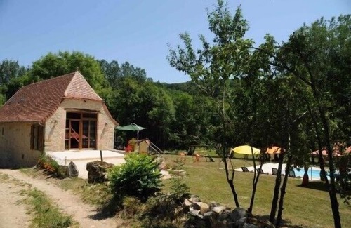 Lissac-et-Mouret Casa | En Quercy, Lot, piscina climatizada, servicios de alta gama.
