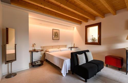 Marone Apartamento | In Riva al Lago di Iseo Dependance Primo Piano