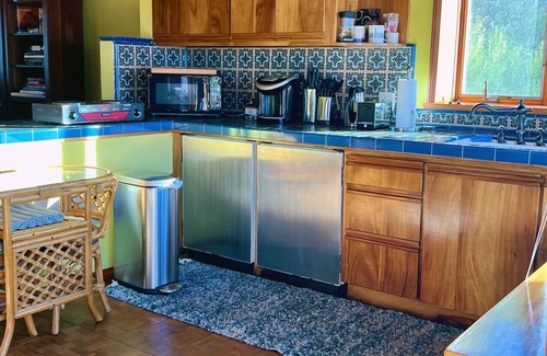Del Mar Heights Apartamento | In Search of Tiki - A huge studio with a smashing ocean view - Private & Cozy!