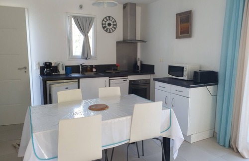 Saint-Aygulf Villa | Entre Cannes y Saint Tropez, pequeña villa con aire acondicionado, 2 dormitorios