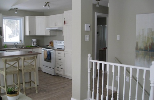 Sainte-Emelie-de-L'Energie Chalet De Esquí | In the heart of nature, find everything you need!