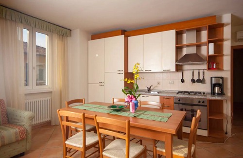 Nago-Torbole Apartamento | In the center of Torbole su Garda
