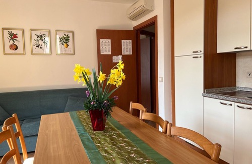 Nago-Torbole Apartamento | In the center of Torbole su Garda