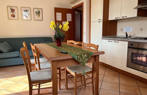 Nago-Torbole Apartamento | In the center of Torbole su Garda