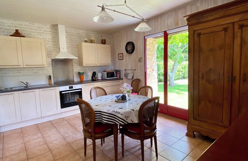 Plomeur Casa | In the countryside, beaches just a few minutes away...