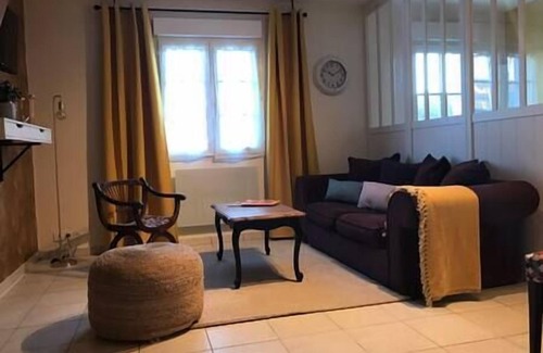Port-en-Bessin-Huppain Casa | In the heart of Port en Bessin (Port side)