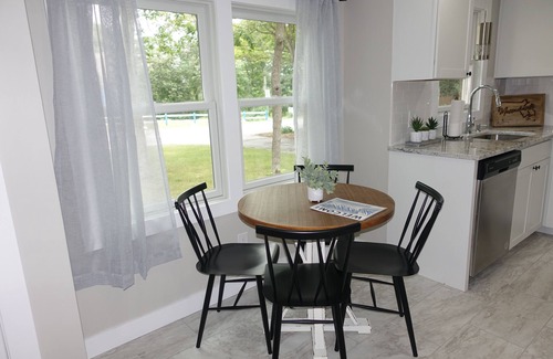 Hyannis Casa | In the Heart of Cape Cod - 3 bed 2 bath Hyannis Cottage
