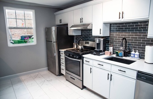 St. Charles Apartamento | In the heart of downtown St Charles, IL