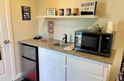 Fort Sill Apartamento | In the Heart of Medicine Park, Right outside of Fort Sill perfect for Basic Training Graduation.