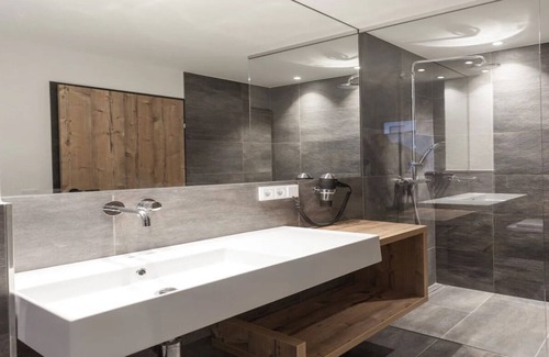 Gaschurn Chalet De Esquí | IN THE HEART OF MONTAFON VALLEY - A FAMILY CHALET FOR 24