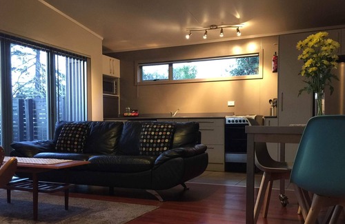 Havelock North Casa | En el corazón del pueblo con vistas al parque