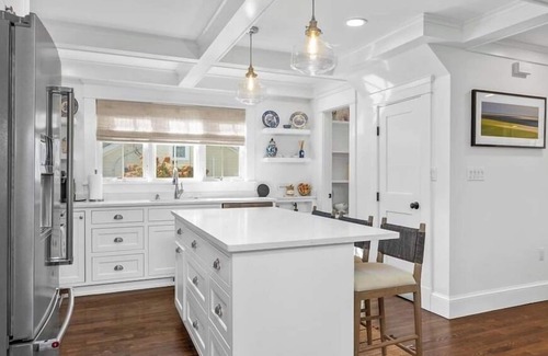 Osterville Casa | In the Heart of Osterville Village Newly renovated Pets considered RPMS087