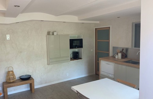 Aurel Apartamento | In the heart of the Drôme valley, between Die and Crest, independent gîte