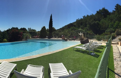 Saint-Raphael Casa | In the heart of the forest, a little paradise just a few minutes from CANNES