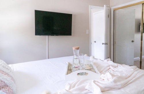 Huntington Park Apartamento | En el corazón de Huntington Park, recientemente renovado apartamento de 1 habitación con encanto y bastante