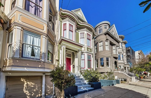 Panhandle Casa | In the Heart of Haight Ashbury 5 Bedroom House