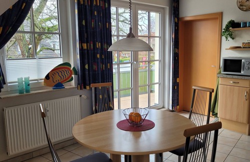 Zingst Apartamento | Apartamento de 4 estrellas en el centro de Zingst, equipo completo de lujo, inalámbrico