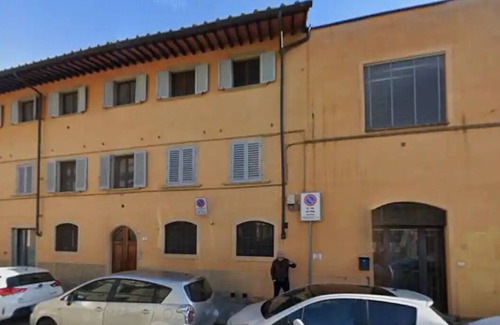 Santo Spirito Apartamento | IN THE HISTORIC CENTER OF FLORENCE-MINUTES FROM PIAZZA DELLA REPUBBLICA & DUOMO