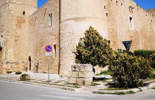 Alcamo Historic Center Apartamento | In the middle between Piazza della Repubblica and Piazza Ciullo - Apartment with shower