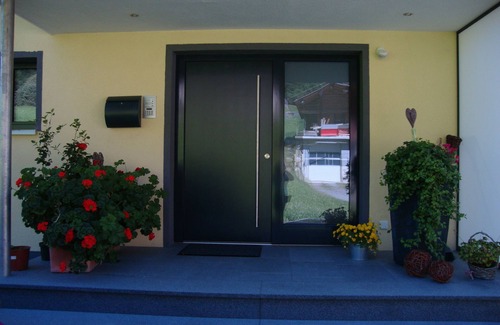 Sankt Gallenkirch Apartamento | En el medio de la naturaleza y sin embargo, ubicado en el centro con balcón, sauna, Wi-Fi gratis