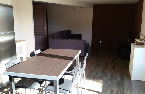 Mondragon Apartamento | En medio de los viñedos piscina climatizada climatización en casa de viticultor