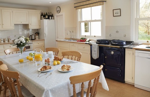 Taynuilt Cabaña | In the most idyllic setting is Port na Mine, a very special holiday home with breath-taking views.