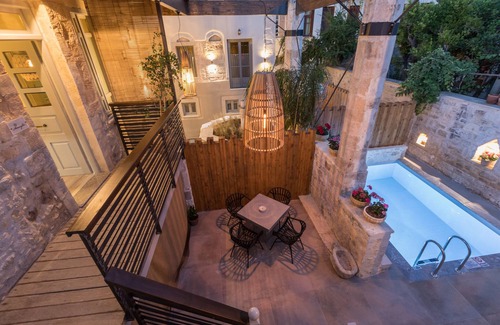 Old Town Rethymnon Casa | En la antigua ciudad histórica de Rethymno, Amaryllis Luxury Home con piscina privada