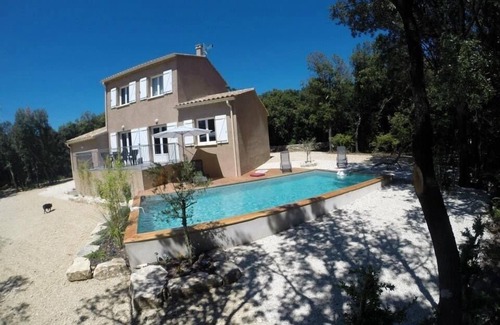 Orgnac-l'Aven Casa | Ardèche Sur, Casa en grandes terrenos arbolados cerrada Piscina privada, muy tranquila