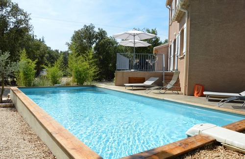 Orgnac-l'Aven Casa | Ardèche Sur, Casa en grandes terrenos arbolados cerrada Piscina privada, muy tranquila