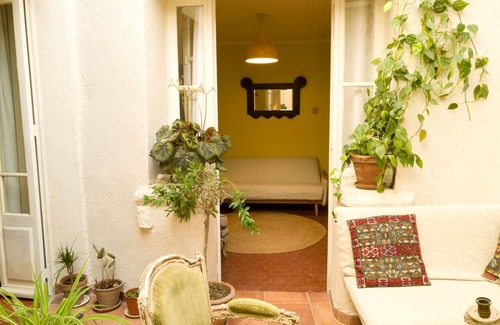 Besse-sur-Issole Apartamento | In the village