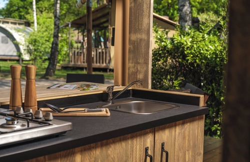 Zuna Cabina | In this delightful tensuite you will experience a great outdoor and indoor vacation!